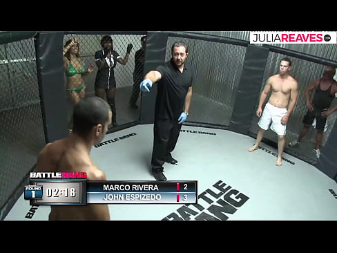 ❤️ Ultimate Fighter fucks wata lamba yarinya dama bayan fada a cikin zobe ️ a mu